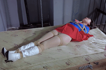 【樱束原创】《被困女超人》定拍转公映！女超人掉入仇敌陷阱失去超能力被捆